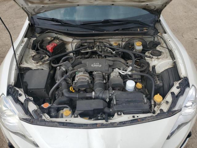 JF1ZNAA15G9702932 - 2016 TOYOTA SCION FR-S WHITE photo 11