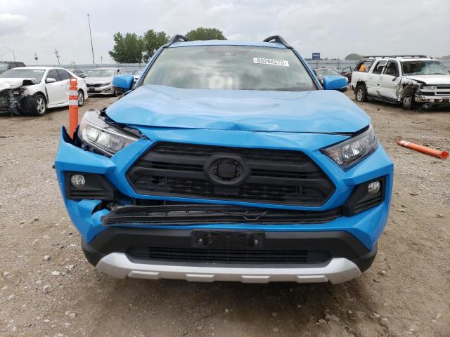 2T3J1RFV5LC117339 - 2020 TOYOTA RAV4 ADVENTURE BLUE photo 5