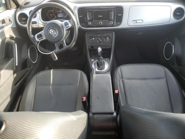 3VWJP7AT2CM610840 - 2012 VOLKSWAGEN BEETLE SILVER photo 8