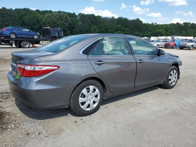 4T1BF1FK9HU303543 - 2017 TOYOTA CAMRY LE GRAY photo 3