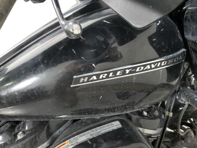 1HD1KTC19JB646940 - 2018 HARLEY-DAVIDSON FLTRXS ROAD GLIDE SPECIAL BLACK photo 11