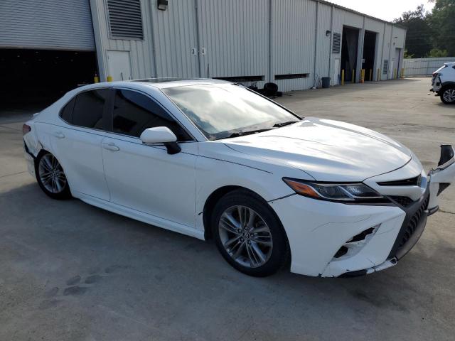 JTNB11HK3J3019719 - 2018 TOYOTA CAMRY L თეთრი ფოტო 4