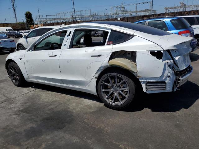 5YJ3E1EB6MF070592 - 2021 TESLA MODEL 3 WHITE photo 2