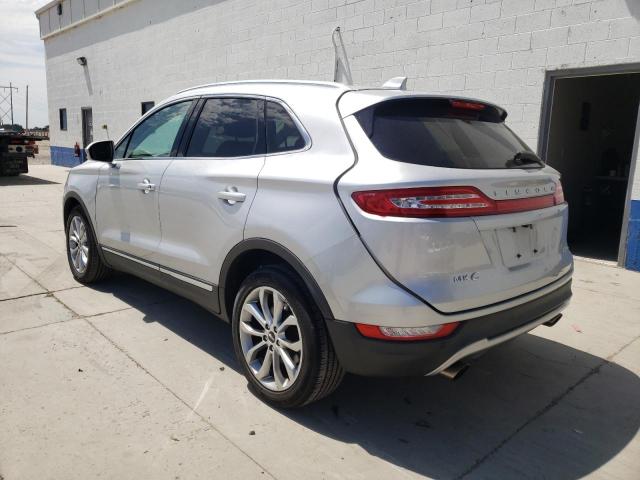 5LMCJ2D95HUL28106 - 2017 LINCOLN MKC SELECT فضي صورة 2