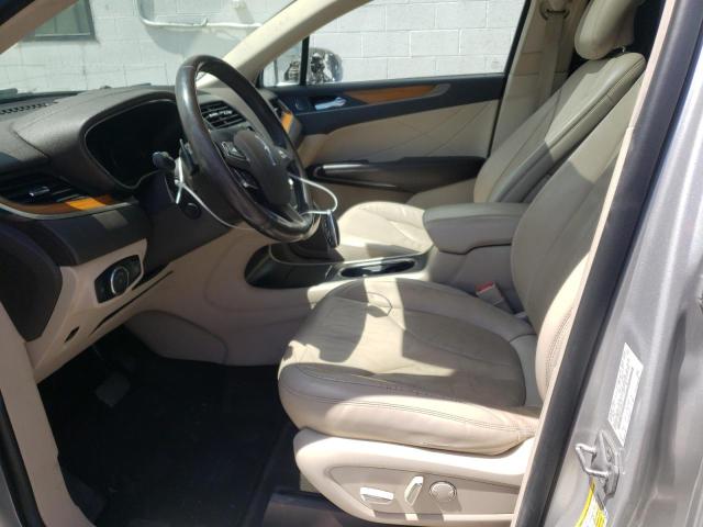 5LMCJ2D95HUL28106 - 2017 LINCOLN MKC SELECT فضي صورة 7