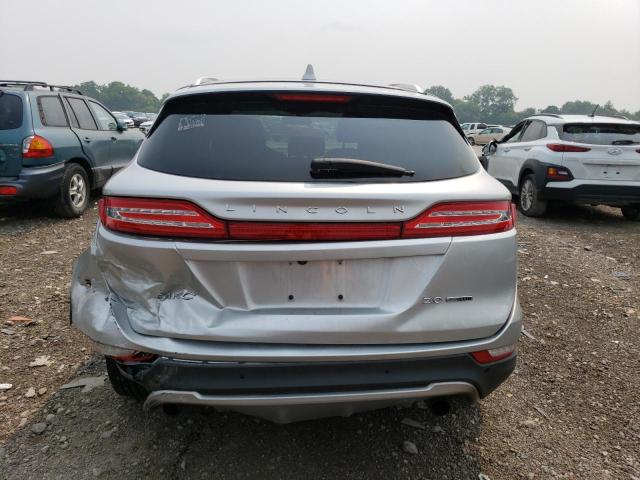 5LMCJ1A94FUJ19547 - 2015 LINCOLN MKC SILVER photo 6