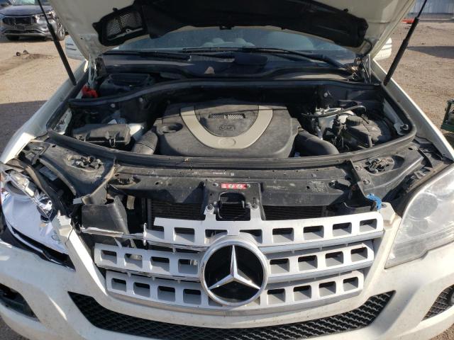 4JGBB8GB6BA640358 - 2011 MERCEDES-BENZ ML 350 4MATIC WHITE photo 12