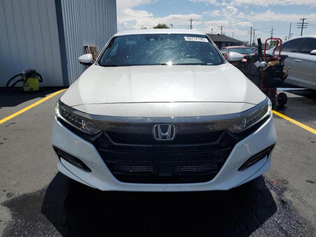 1HGCV1F38JA112015 - 2018 HONDA ACCORD SPORT WHITE photo 5