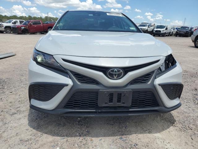 4T1G11AK2PU122455 - 2023 TOYOTA CAMRY SE NIGHT SHADE GRAY photo 5