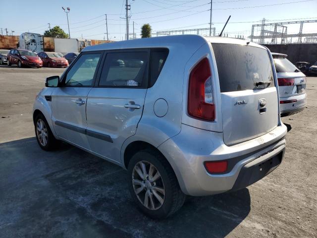 KNDJT2A64D7510665 - 2013 KIA SOUL + SILVER photo 2