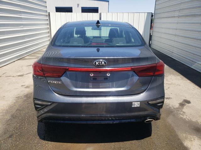 3KPF24AD0ME349010 - 2021 KIA FORTE FE GRAY photo 6