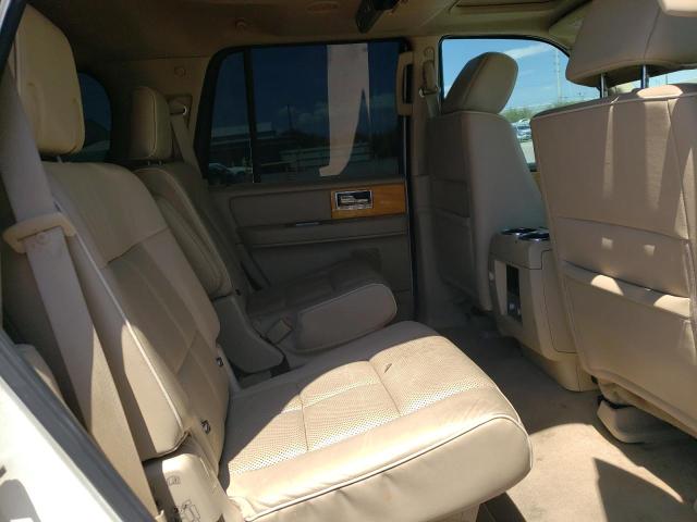 5LMFU27578LJ09389 - 2008 LINCOLN NAVIGATOR თეთრი ფოტო 11