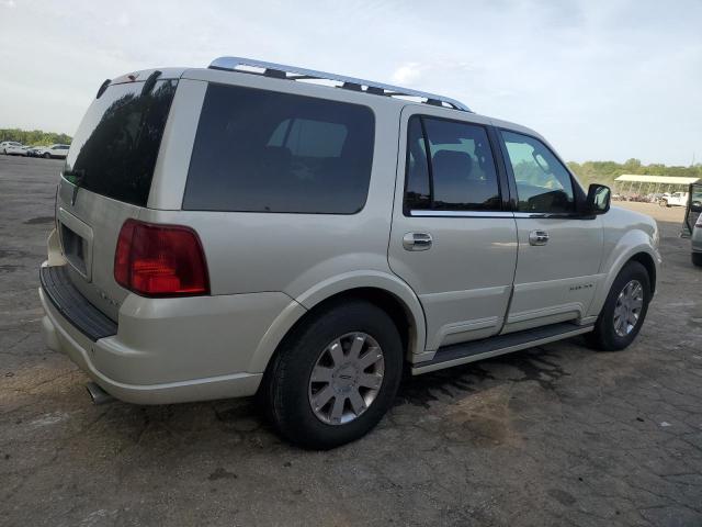 5LMFU27R74LJ42552 - 2004 LINCOLN NAVIGATOR WHITE photo 3