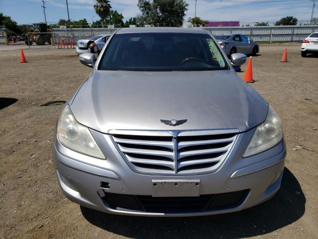 KMHGC4DF7BU133552 - 2011 HYUNDAI GENESIS 4.6L SILVER photo 5