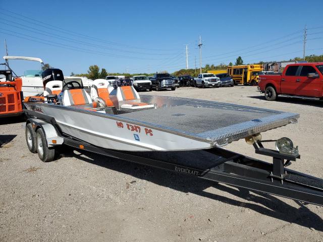 CJT24224E111 - 2011 BLAZ BOAT ONLY WHITE photo 1