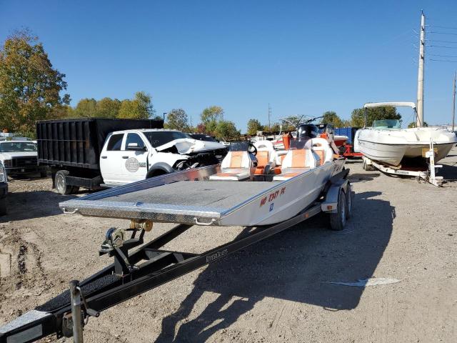 CJT24224E111 - 2011 BLAZ BOAT ONLY WHITE photo 2