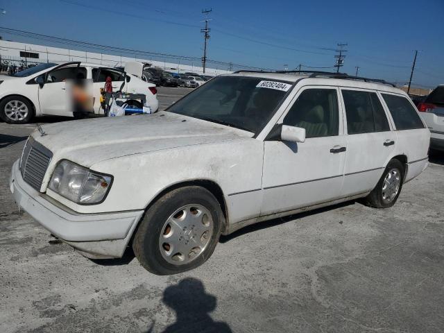 1995 MERCEDES-BENZ E 320, 