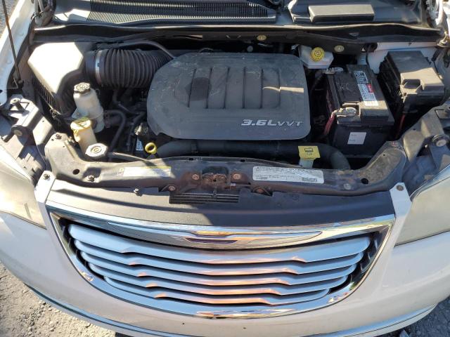 2C4RC1CG3CR118017 - 2012 CHRYSLER TOWN & COU TOURING L WHITE photo 12