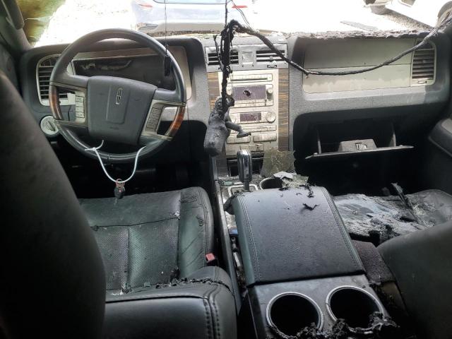 5LMFU28579EJ00387 - 2009 LINCOLN NAVIGATOR შავი ფოტო 8