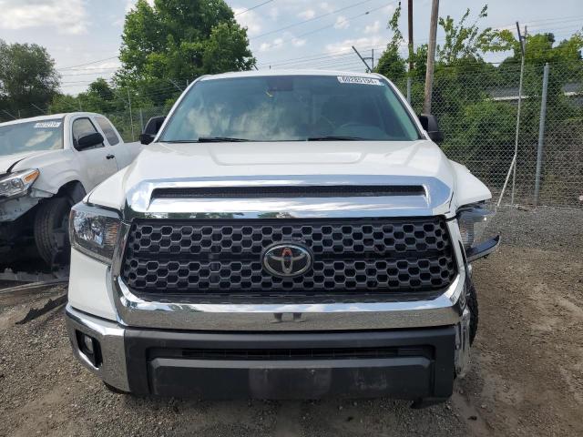 5TFRY5F18MX281152 - 2021 TOYOTA TUNDRA DOUBLE CAB SR/SR5 WHITE photo 5