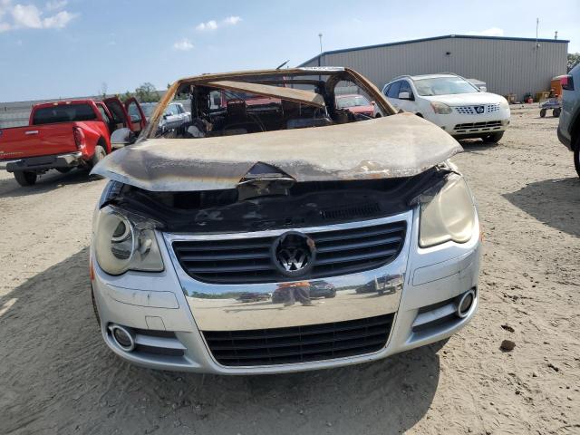 WVWFA71F68V002224 - 2008 VOLKSWAGEN EOS LUX 银色 照片 5