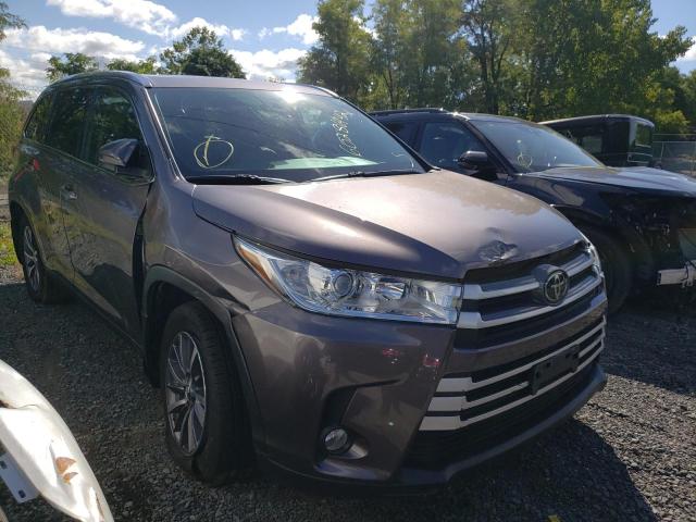 5TDJZRFH3KS580498 - 2019 TOYOTA HIGHLANDER SE CHARCOAL photo 1