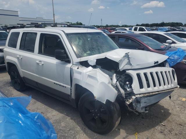 1C4NJPBA5ED754240 - 2014 JEEP PATRIOT SPORT WHITE photo 4