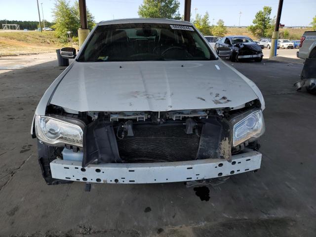 2C3CCAEG9GH324512 - 2016 CHRYSLER 300C WHITE photo 5