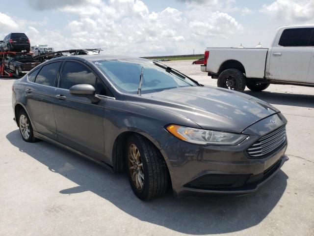 3FA6P0G72HR184612 - 2017 FORD FUSION S GRAY photo 4