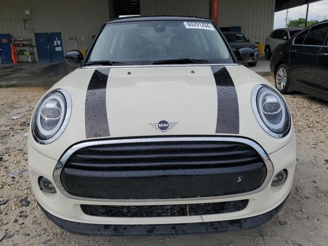 WMWXR3C07M2P11249 - 2021 MINI COOPER CREAM photo 5