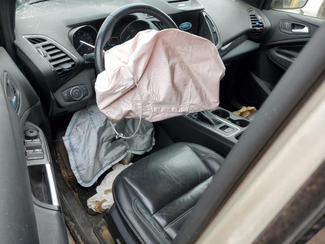 1FMCU9J93HUD95603 - 2017 FORD ESCAPE TITANIUM TAN photo 8