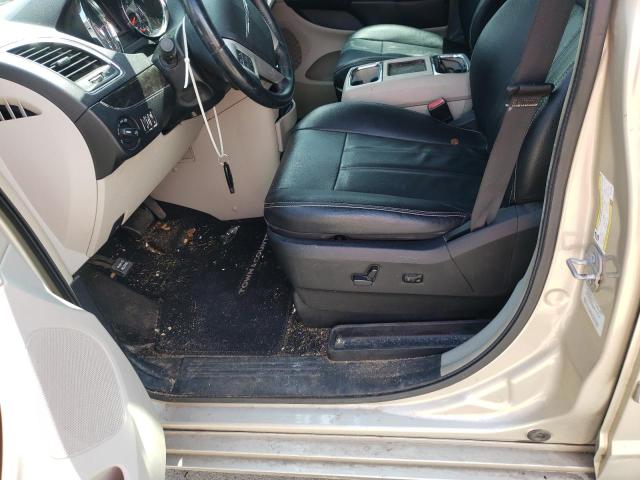 2C4RC1BG7GR172766 - 2016 CHRYSLER TOWN & COU TOURING TAN photo 7