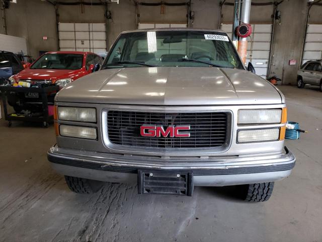 1GTGC24R3YR102992 - 2000 GMC SIERRA C2500 GRAY photo 5