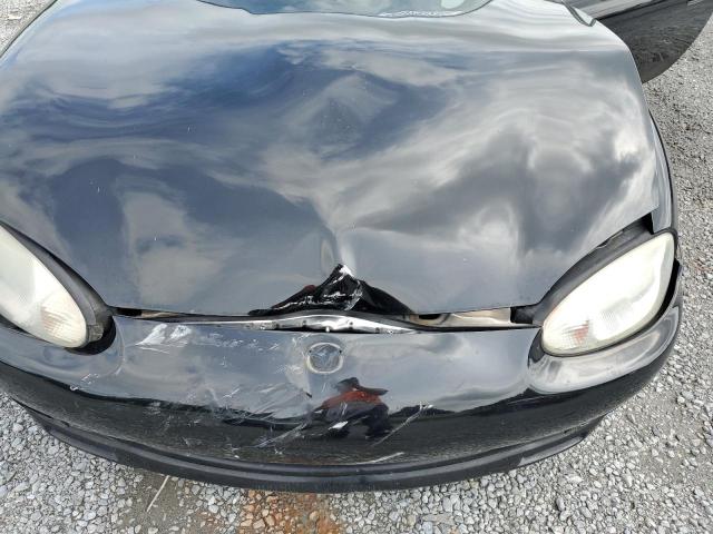 JM1NB3531Y0147945 - 2000 MAZDA MX-5 MIATA BASE BLACK photo 11