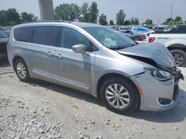 2C4RC1BG2HR529899 - 2017 CHRYSLER PACIFICA TOURING L SILVER photo 4