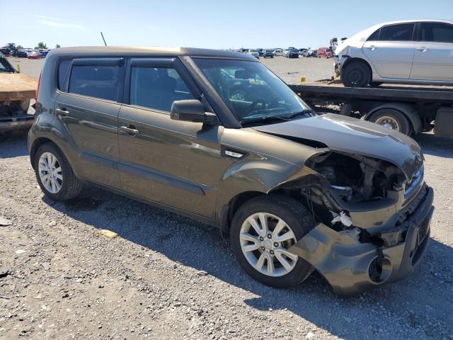 KNDJT2A53D7517727 - 2013 KIA SOUL GREEN photo 4