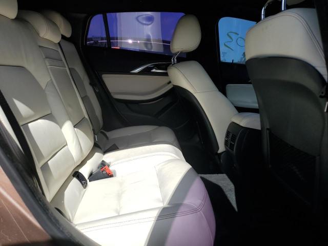 SJKCH5CP0JA043323 - 2018 INFINITI QX30 BASE ذهبي صورة 11