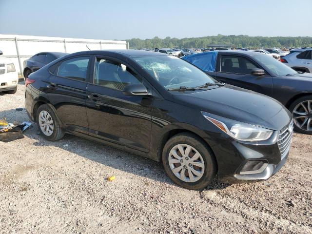 3KPC24A64LE112958 - 2020 HYUNDAI ACCENT SE BLACK photo 4
