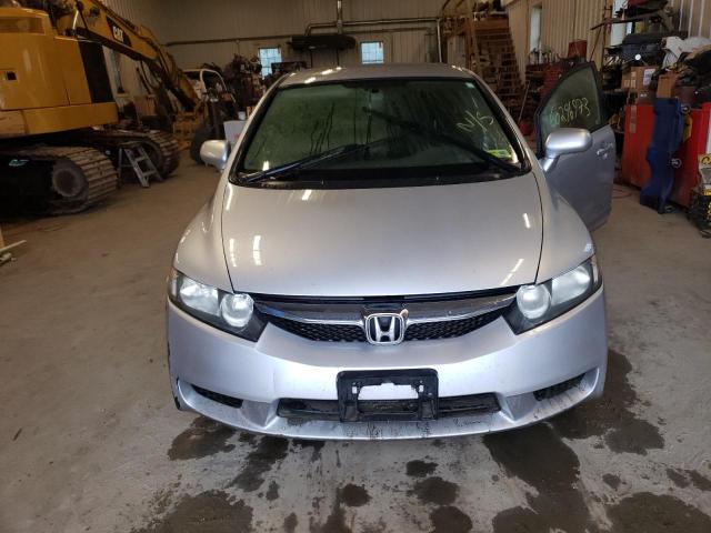 2HGFA1F66BH526447 - 2011 HONDA CIVIC LX-S Արծաթագույն լուսանկար 5