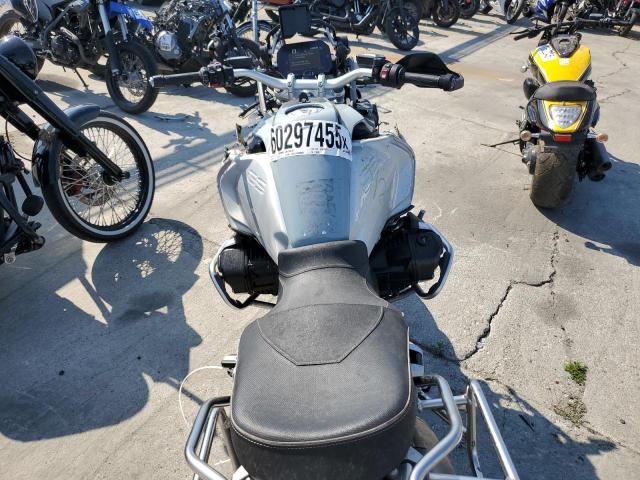 WB10J5309KZF78103 - 2019 BMW R 1250 GS ADVENTURE SILVER photo 6