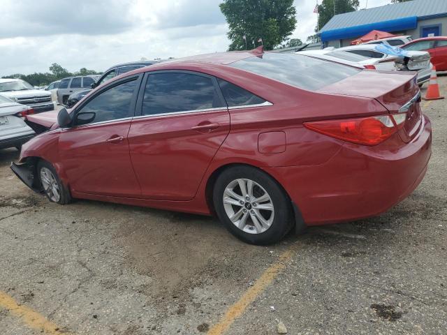 5NPEB4ACXDH529481 - 2013 HYUNDAI SONATA GLS RED photo 2