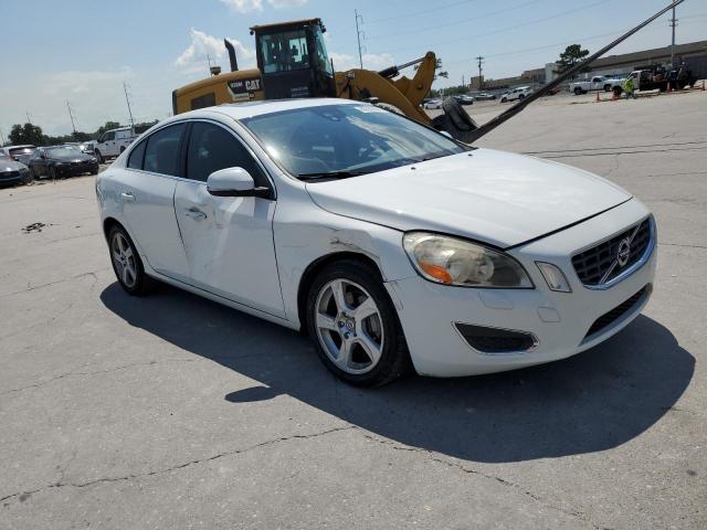 YV1622FS4C2140726 - 2012 VOLVO S60 T5 WHITE photo 4