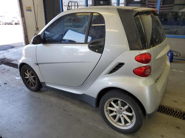 WMEEJ31X78K136014 - 2008 SMART FORTWO PURE SILVER photo 2