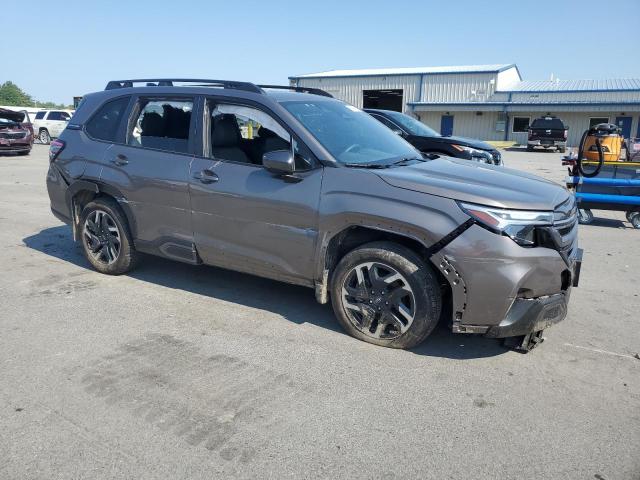 JF2SLDRC4SH491649 - 2025 SUBARU FORESTER LIMITED Marron photo 4