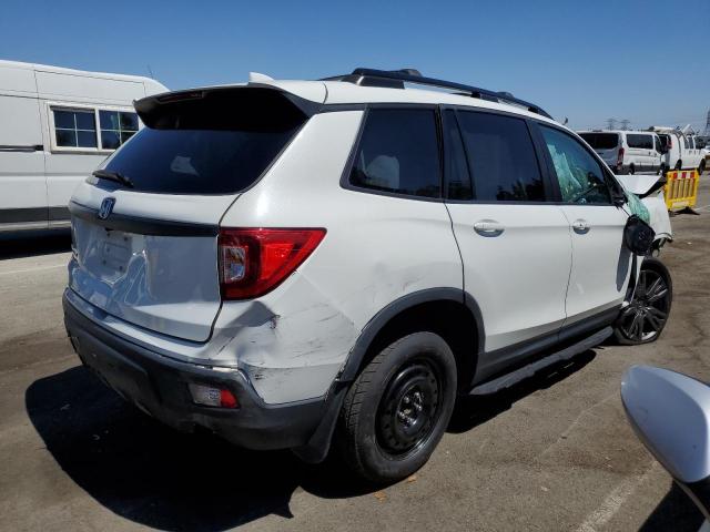 5FNYF7H59LB000496 - 2020 HONDA PASSPORT EXL WHITE photo 3