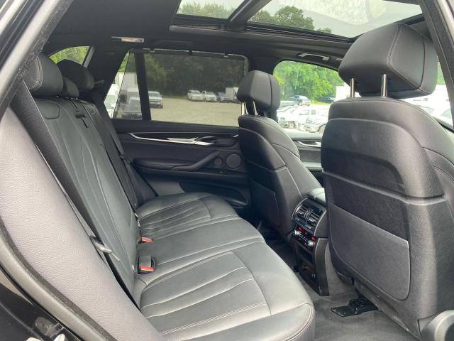 5UXKT0C5XJ0W03612 - 2018 BMW X5 XDR40E أسود صورة 9