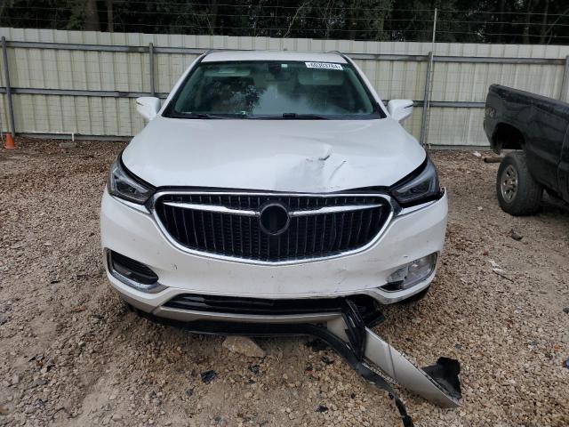 5GAERBKW7JJ222590 - 2018 BUICK ENCLAVE ESSENCE WHITE photo 5