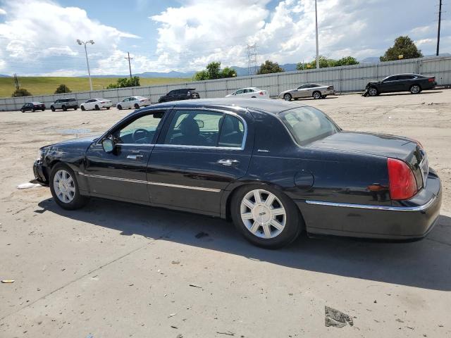 2LNBL8EV3AX752809 - 2010 LINCOLN TOWN CAR EXECUTIVE L BLACK photo 2