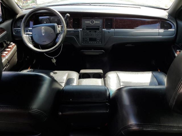 2LNBL8EV3AX752809 - 2010 LINCOLN TOWN CAR EXECUTIVE L BLACK photo 8