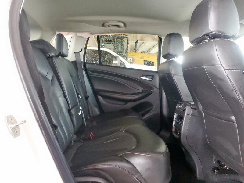 LRBFXCSAXLD113513 - 2020 BUICK ENVISION ESSENCE أبيض صورة 11